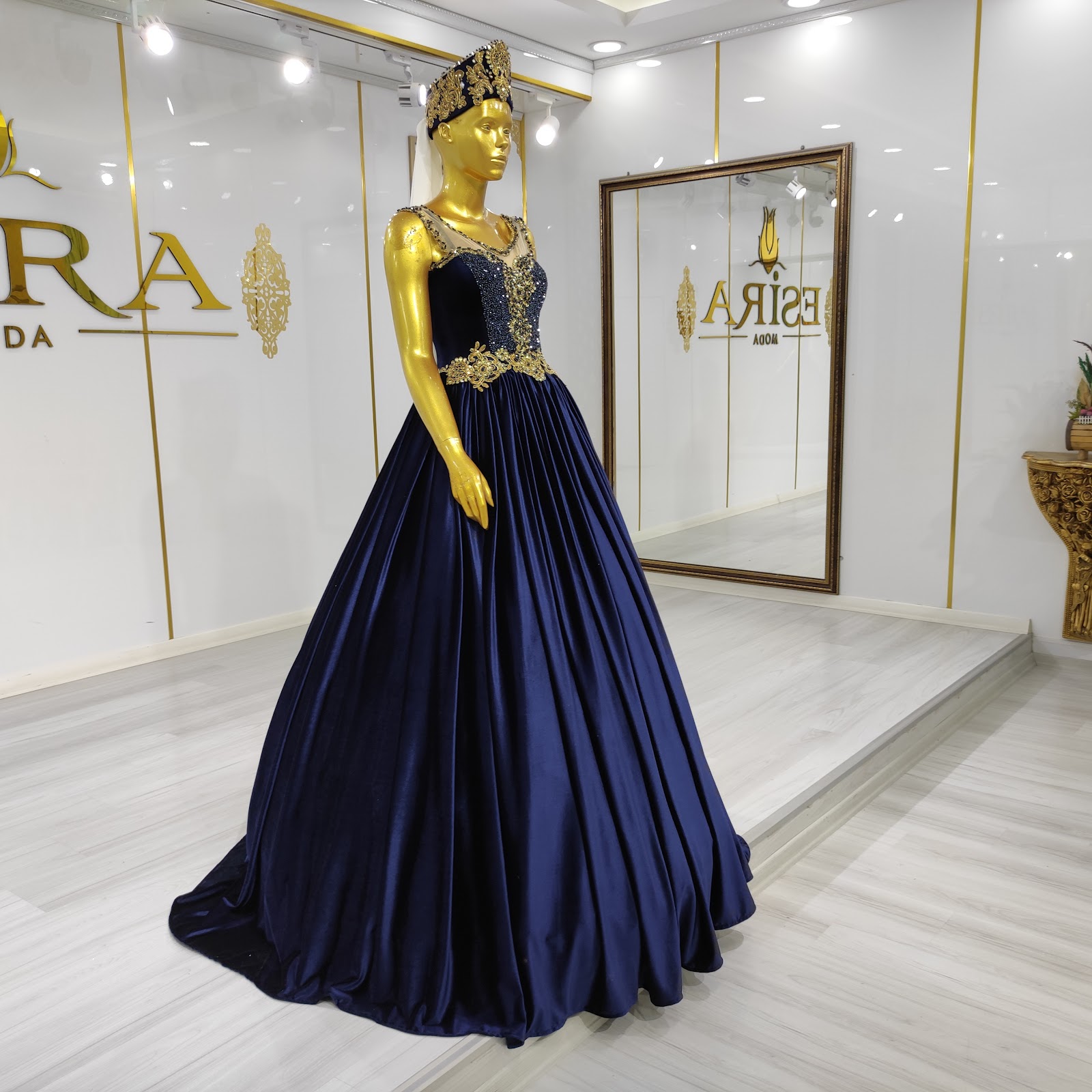 Esira İç Giyim