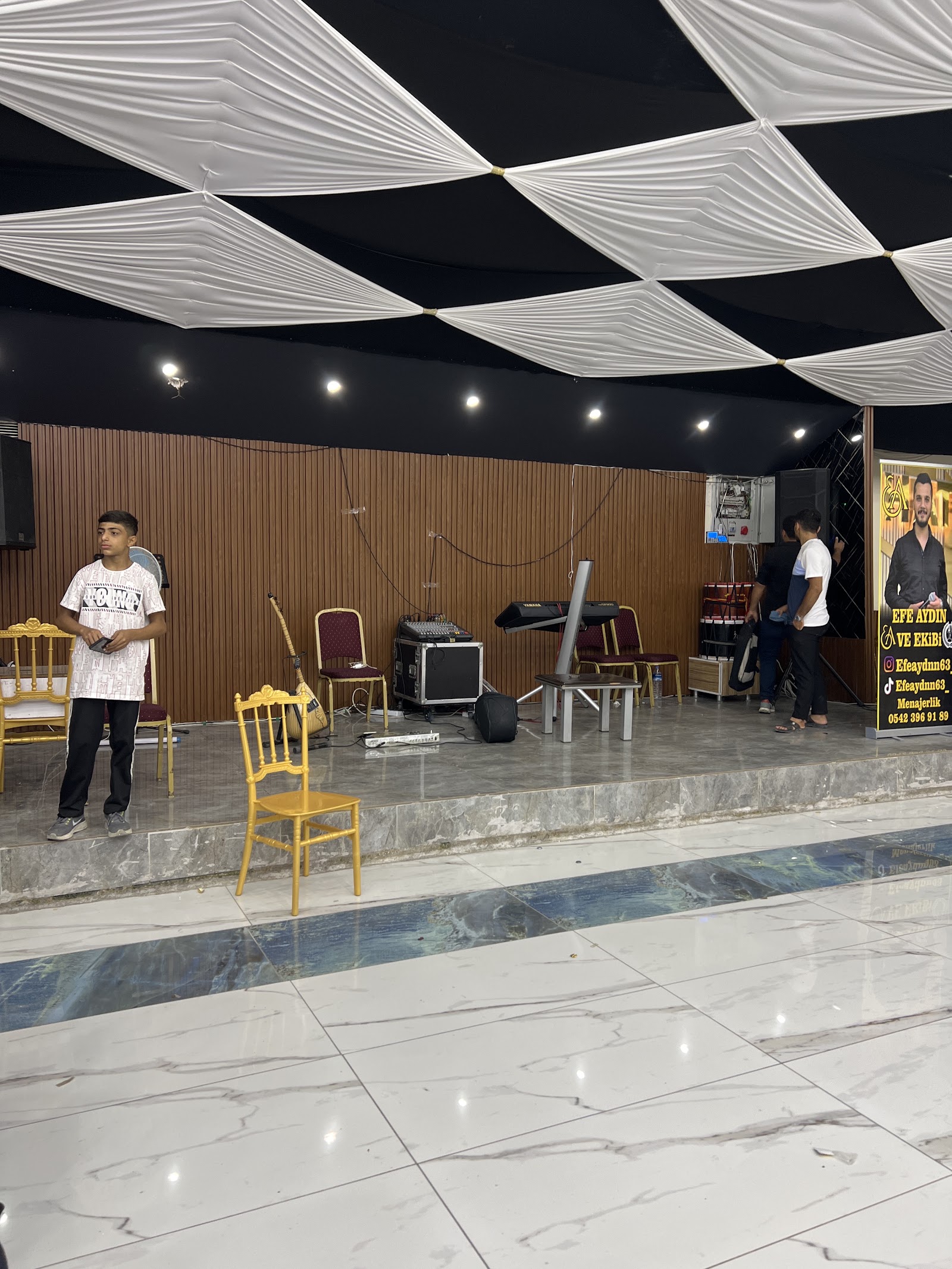 Mirhat Duke's Hall kır düğünü mekanı — Haliliye
