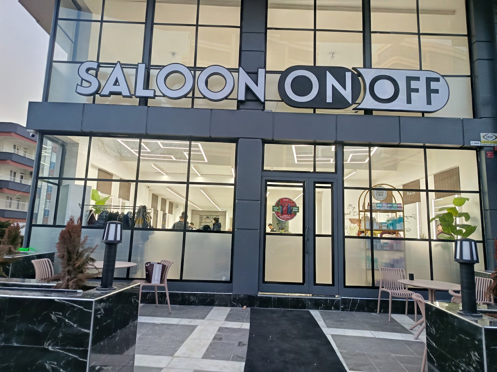 Salon on off