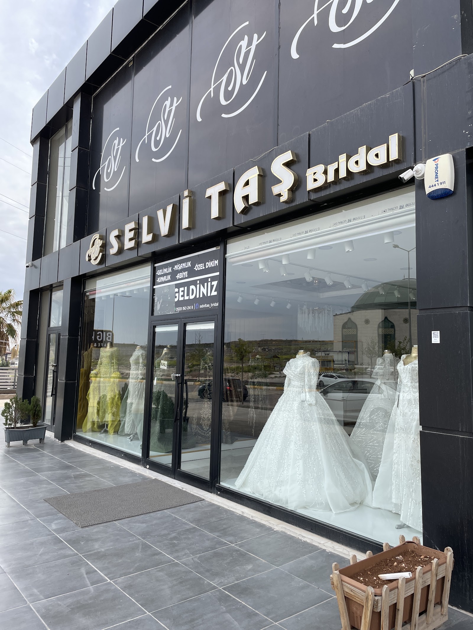 Selvi Taş Bridal kır düğünü mekanı — Karaköprü